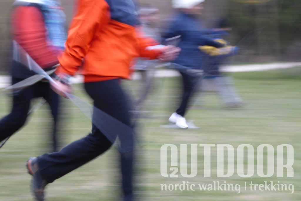nordic walking karmunka gyakorlása